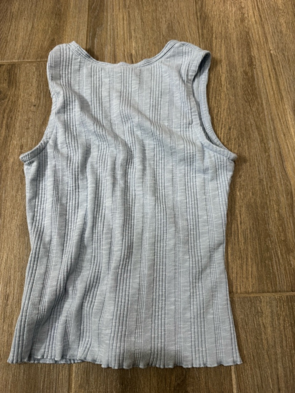 Universal Thread Light Blue Ribbed Button Tank - Picture 2 of 4